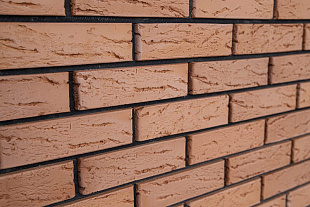 Кирпич облицовочный полнотелый Красный Рустик Керма премиум клинкер