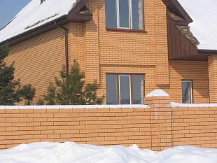 Кирпич ИК-2 лицевой желтый "Соломенный" с гладкой поверхностью